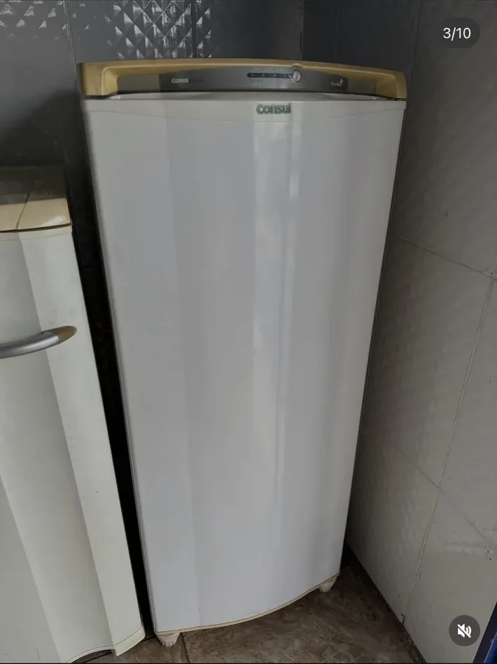 Geladeira Consul usada disponível sob consulta em Belo Horizonte